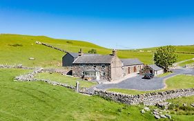 Cwm-Mawr